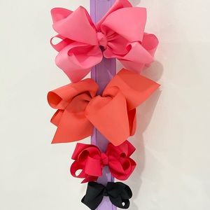 Bundle of 4 new bows